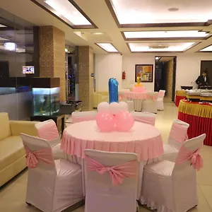 Genx Le Crescent 3* Ghaziabad